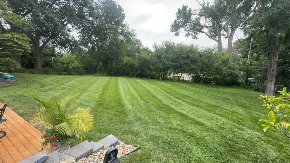 Custom landscape installation experts serving Omaha, NE - DJ’s Lawn Mowing