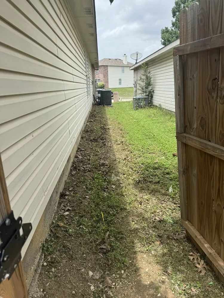 Affordable garden landscaping in Justin, TX by DJs Mow and Grow