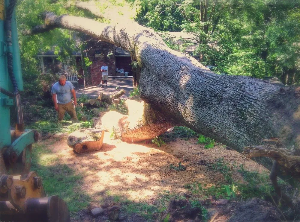 Professional garden landscaping experts serving Marion, NC - Dk Hardscapes