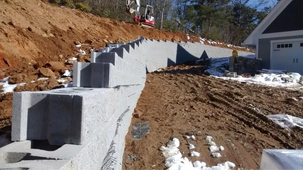 Professional yard cleanup service for homes across Marion, NC - Dk Hardscapes