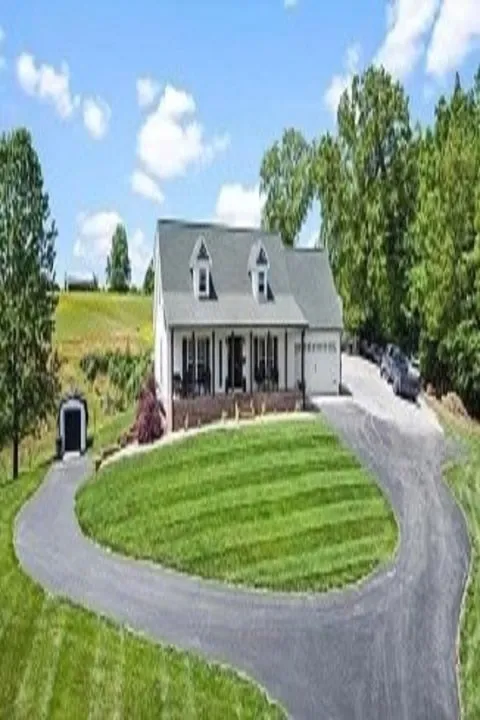 Professional residential landscaping experts serving Scottsville, KY - D&K LawnCare