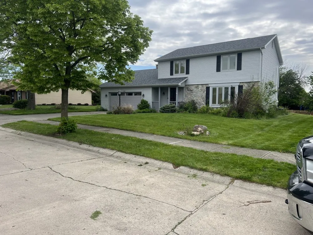 Trusted landscaping services experts serving Fort Wayne, IN - DK Mowing Services