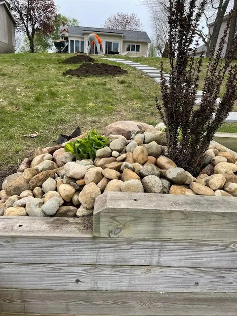 Expert yard maintenance experts serving Jackson, MI - DKN Outdoor Maintenance