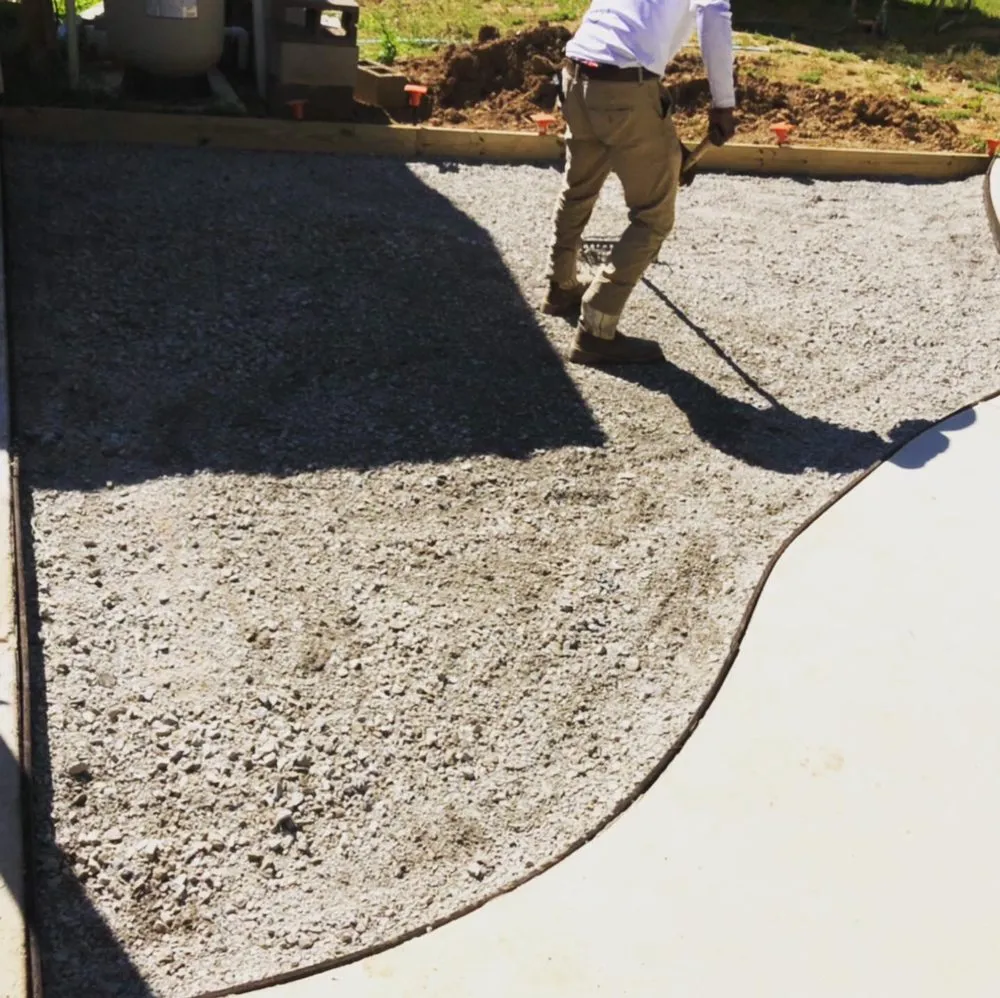 Top-rated yard maintenance in Anniston, AL - DL