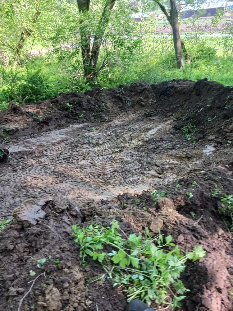 Top-rated outdoor landscaping for year-round maintenance across Bangor, WI - DL Broadworks