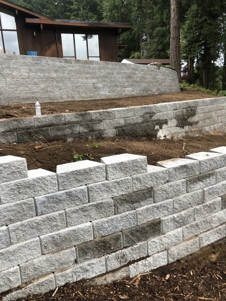 Trusted garden landscaping with custom design across Lacey, WA - D&L landscaping & concrete service