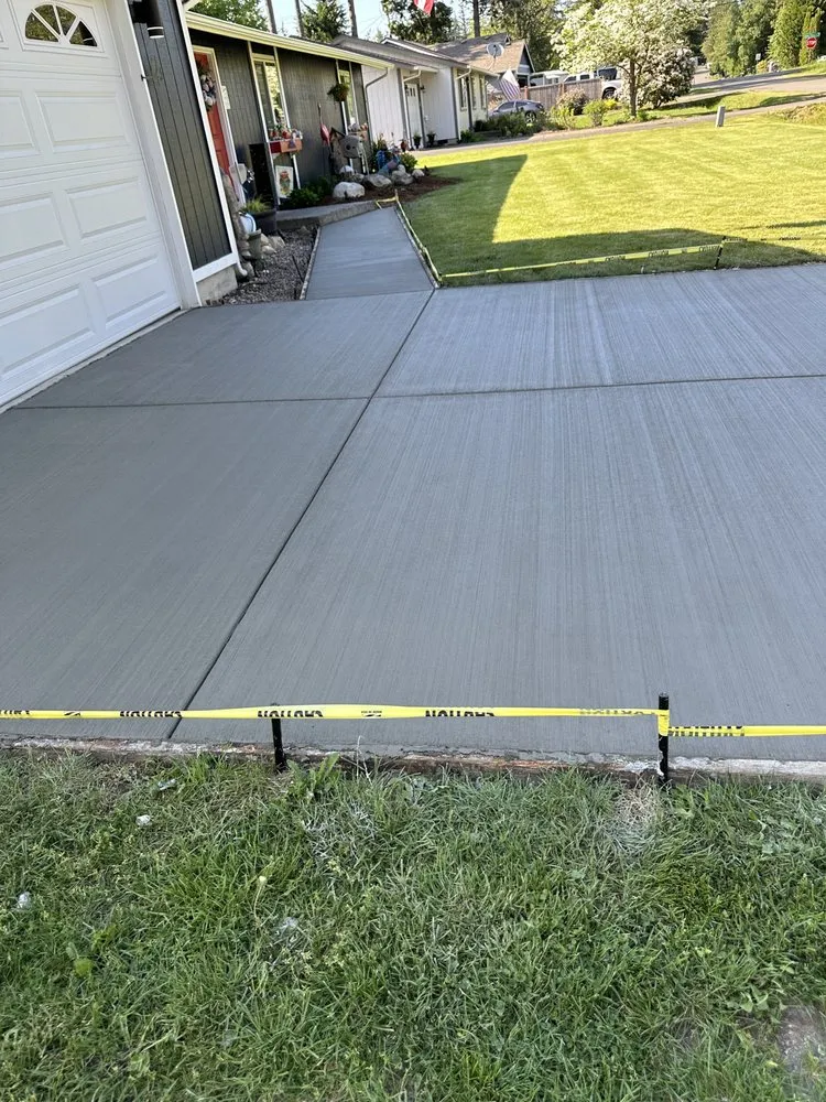 Affordable lawn care service in Lacey, WA - D&L landscaping & concrete service