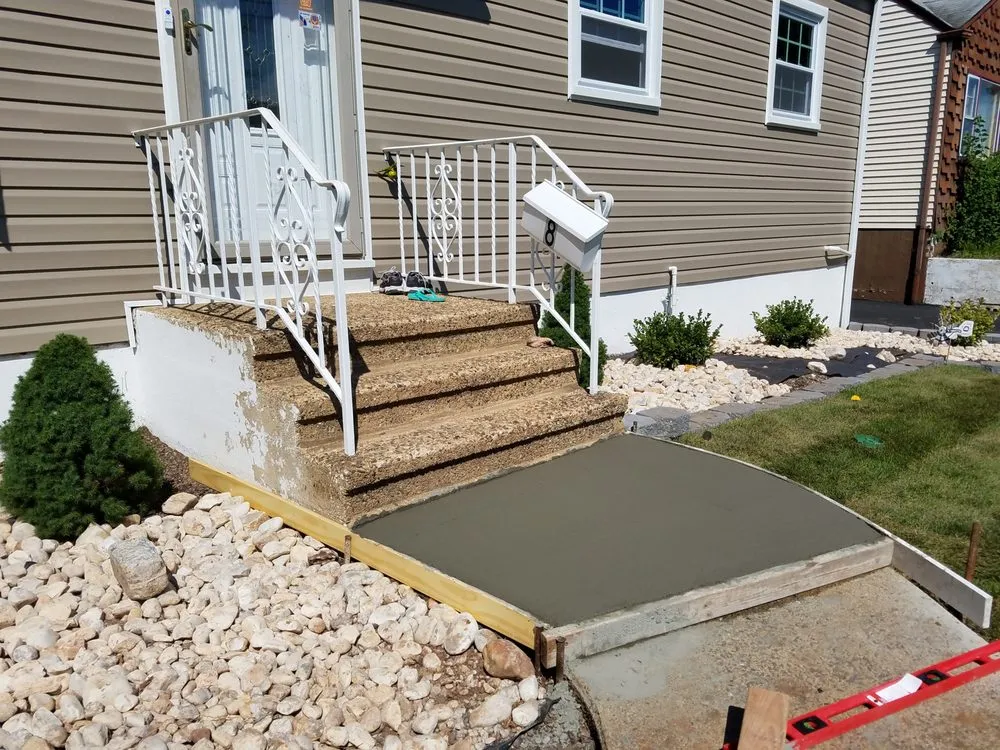 Local lawn care service for residential properties in Somerset, NJ by DL Landscaping