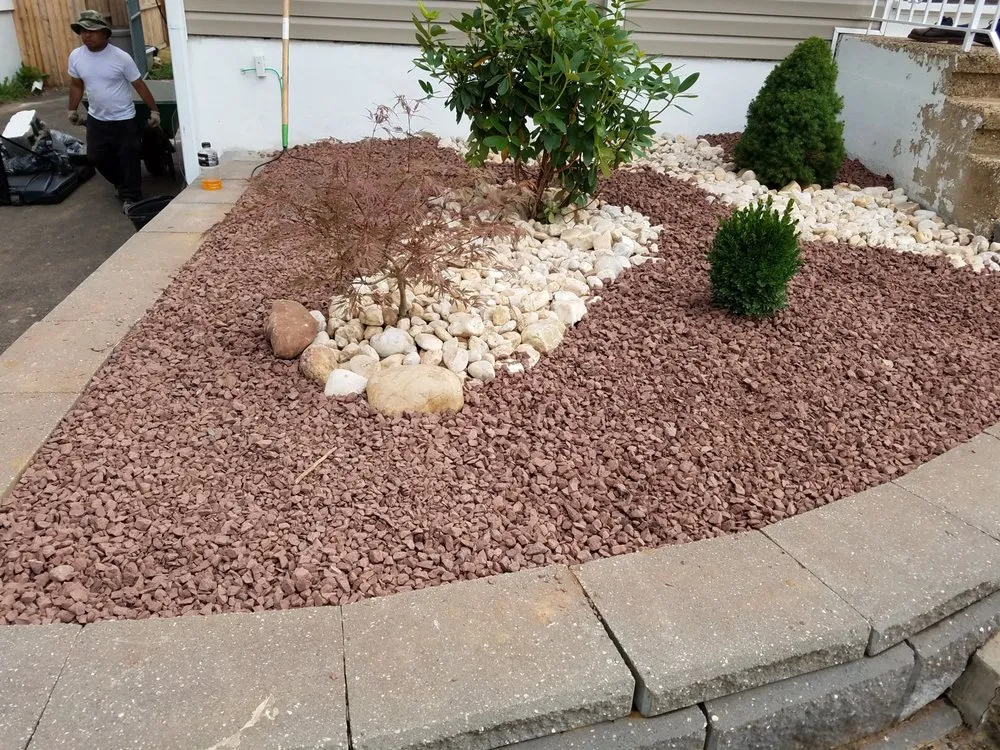 Professional garden landscaping in Somerset, NJ by DL Landscaping