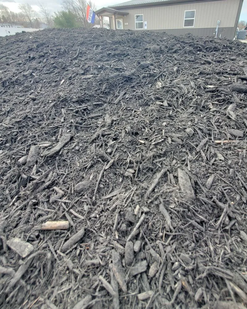 Reliable yard maintenance for beautiful yards across East Canton, OH - DL Supply