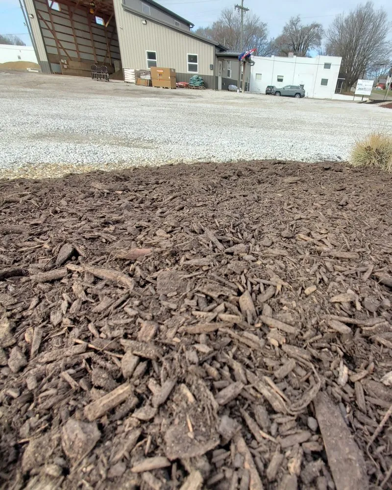 Affordable yard maintenance in East Canton, OH by DL Supply