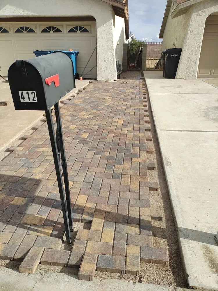 Custom yard maintenance in Henderson, NV - DLandscaping Services