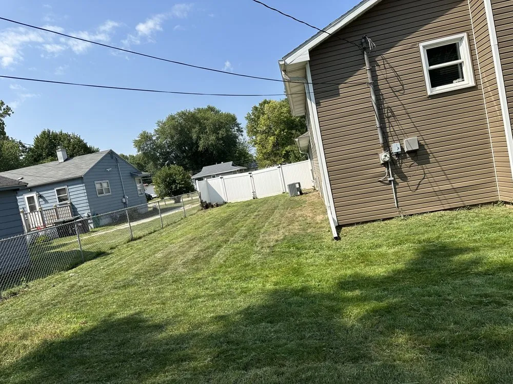 Custom garden landscaping in Sterling, IL - DLC Home Improvement