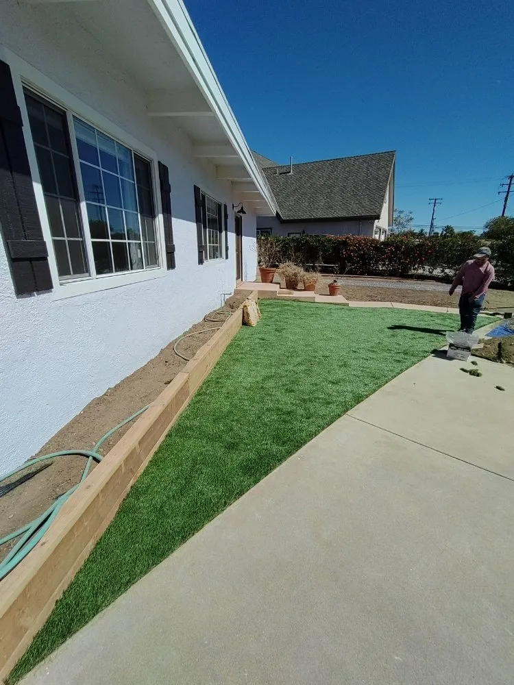Custom landscape installation in Thousand Oaks, CA by DLC Landscaping