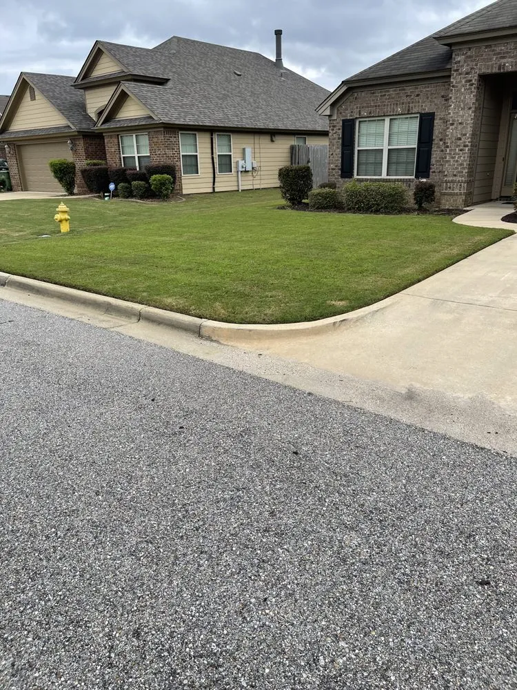 Affordable lawn mowing service experts serving Montgomery, AL - DLE Lawn Enforcement