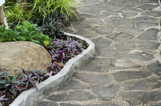 Reliable yard cleanup service in Honolulu, HI by DLK Lawncare And Junk Removal