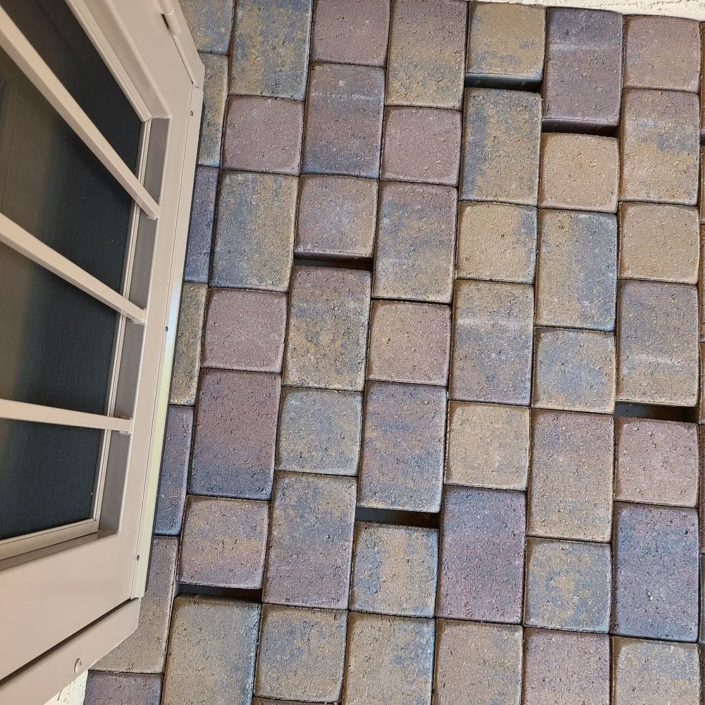 Top-rated lawn care service in Avondale, AZ - DLLS Landscape Company