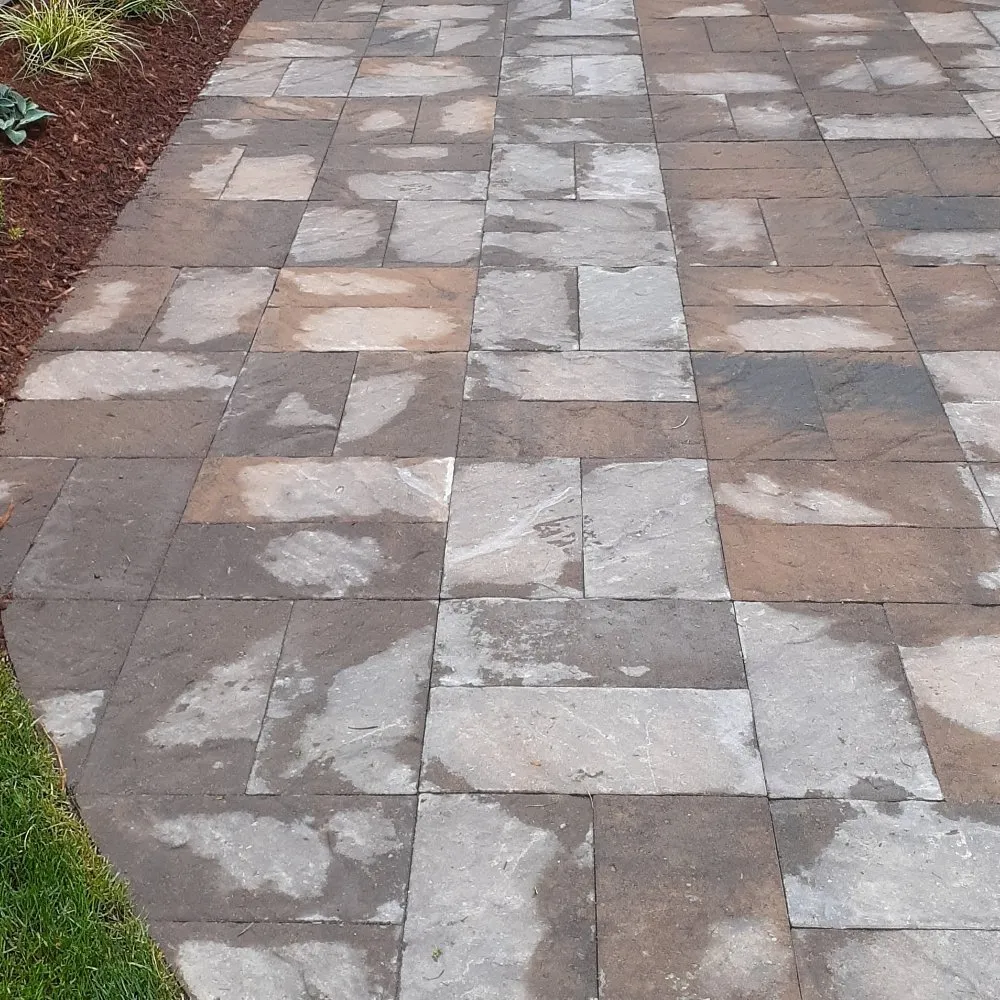 Expert lawn mowing service in Covington, WA - DLM Landscape