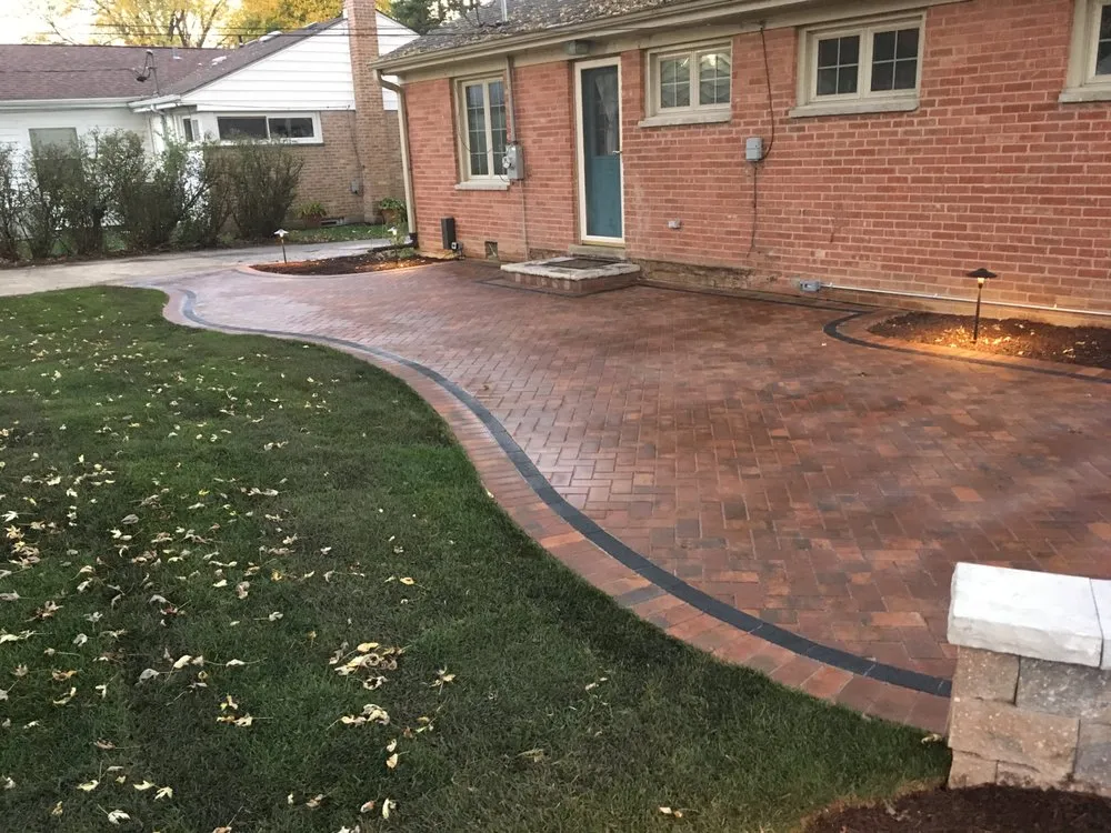 Trusted outdoor landscaping in Palatine, IL by DLS Landscaping