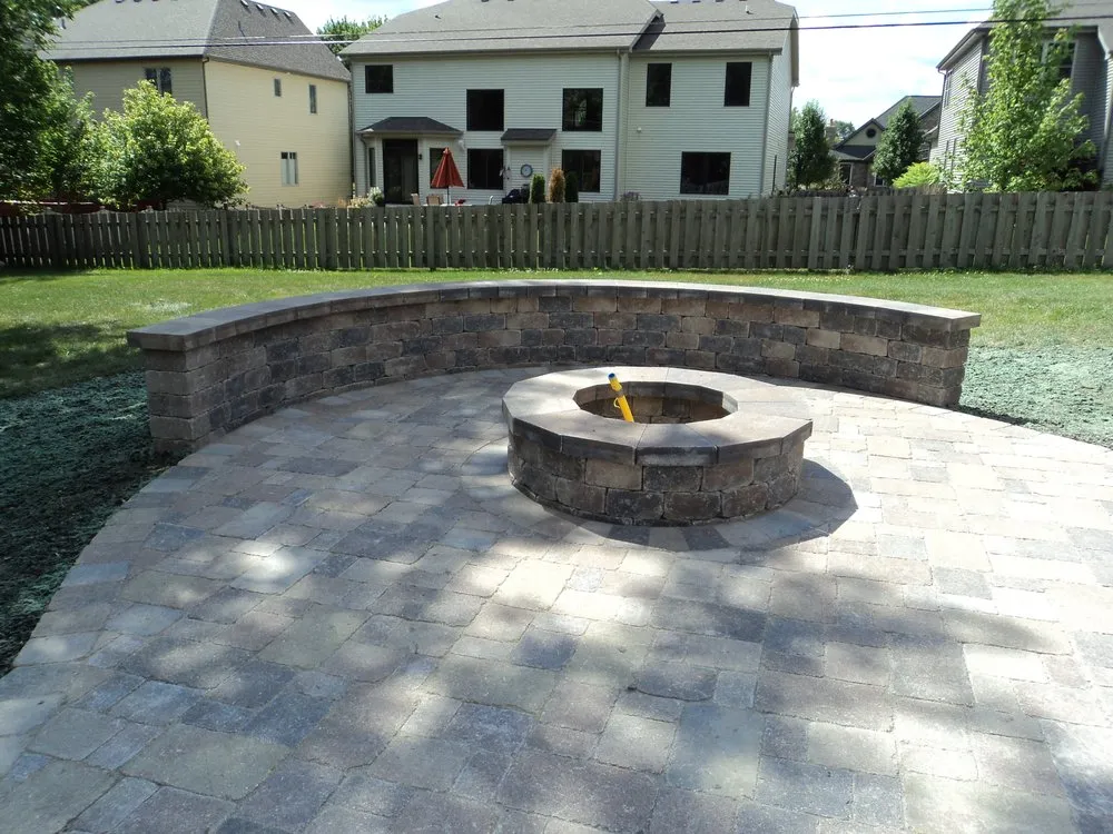 Custom landscape installation for homes in Palatine, IL by DLS Landscaping