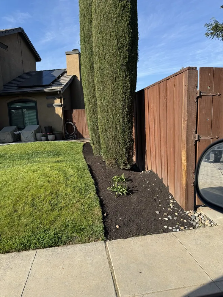 Affordable yard maintenance for homes in Fresno, CA by DLS Lawn Service