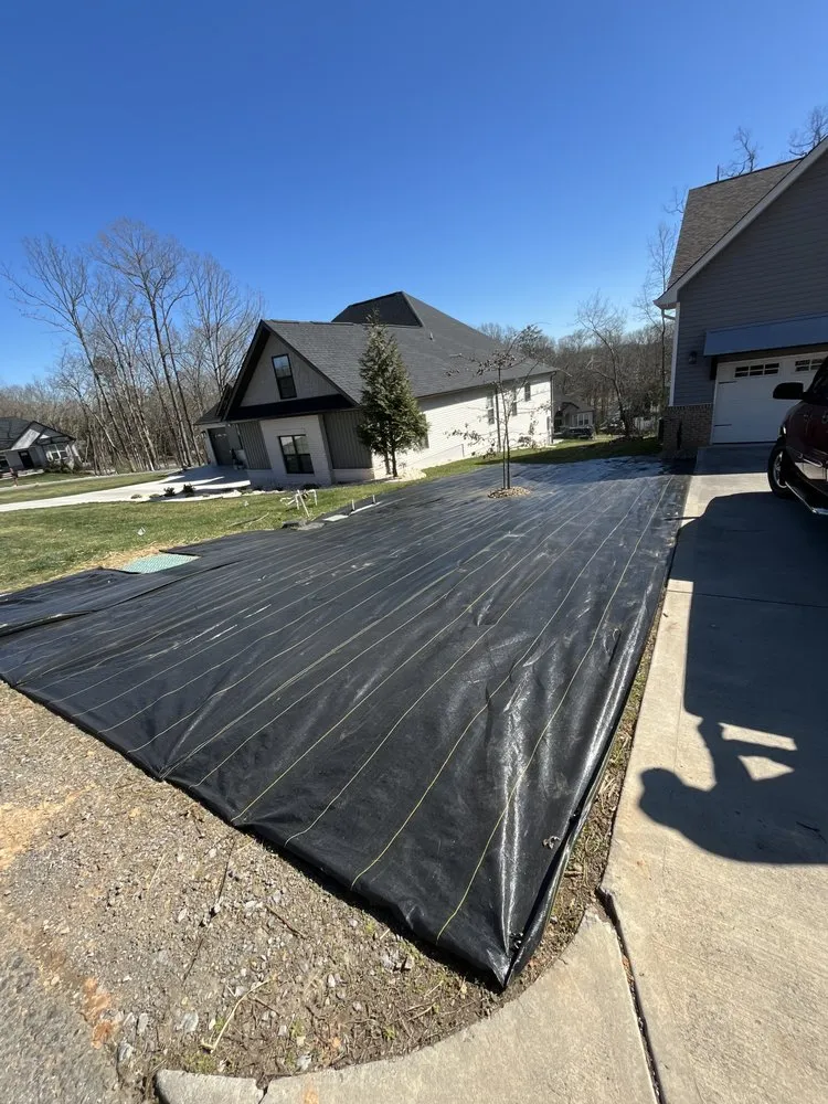 Custom yard maintenance in Knoxville, TN - D&M Evergreen Eden Landscaping