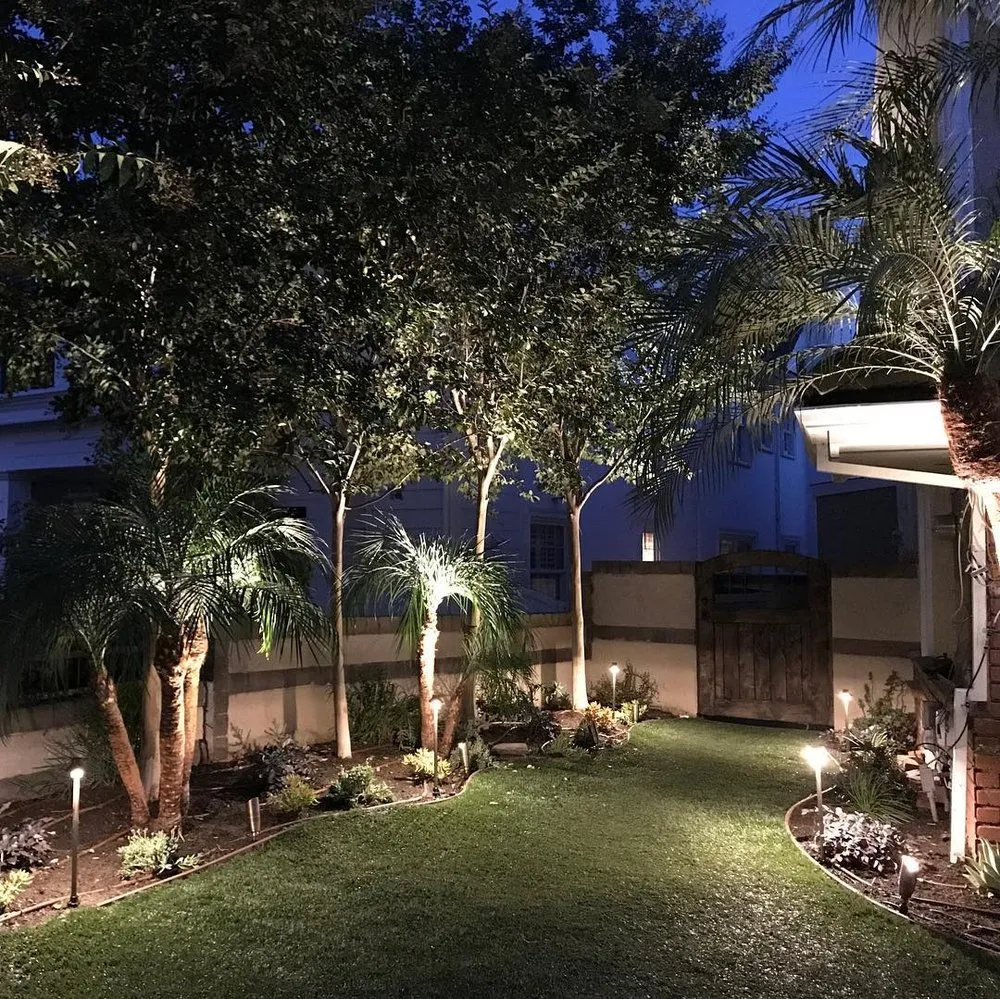 Custom garden landscaping in Anaheim, CA by DM Landscape & Maintenance