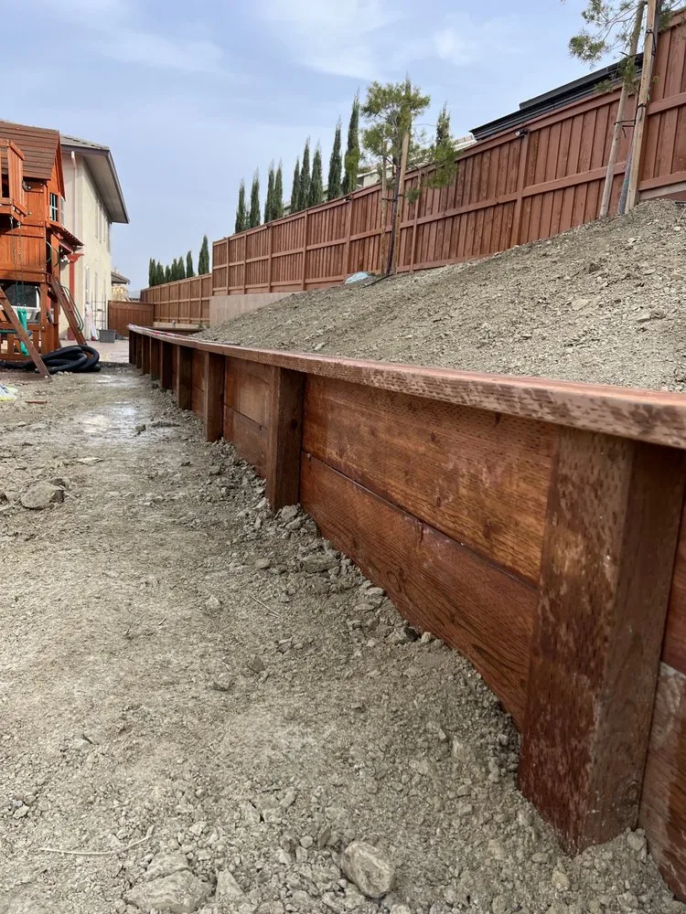 Professional outdoor landscaping in San Jose, CA by D&M Landscape Services