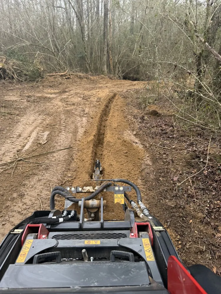 Custom outdoor landscaping in Hanceville, AL - D&M Landscaping and Turf Management