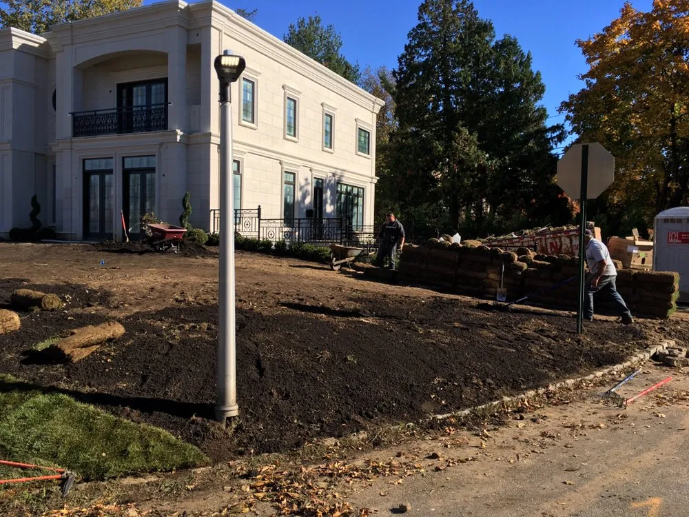Expert yard cleanup service in Great Neck, NY by DM Landscaping Design