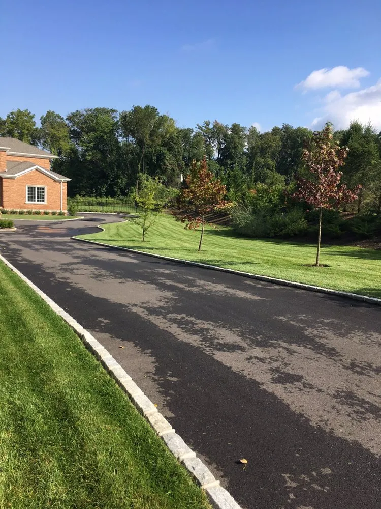 Professional outdoor landscaping experts serving Great Neck, NY - DM Landscaping Design