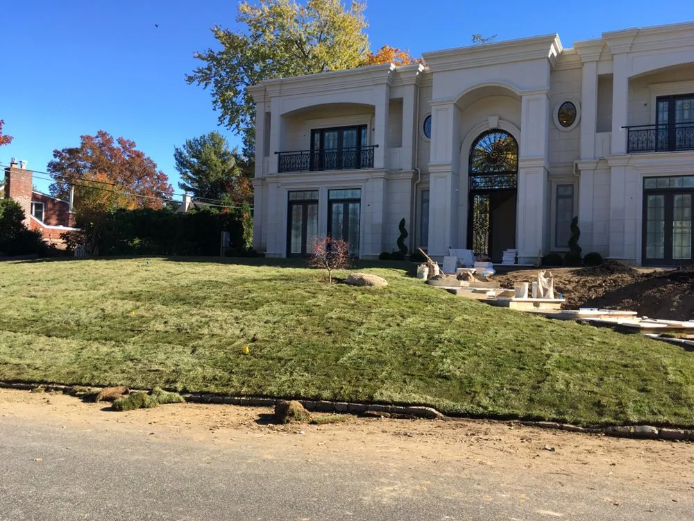 Trusted lawn care service experts serving Great Neck, NY - DM Landscaping Design