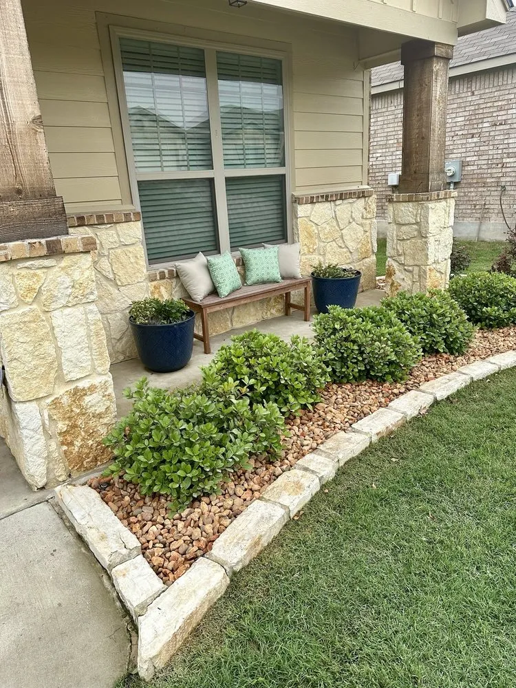 Affordable landscaping services experts serving Temple, TX - D&M Landscaping Kings