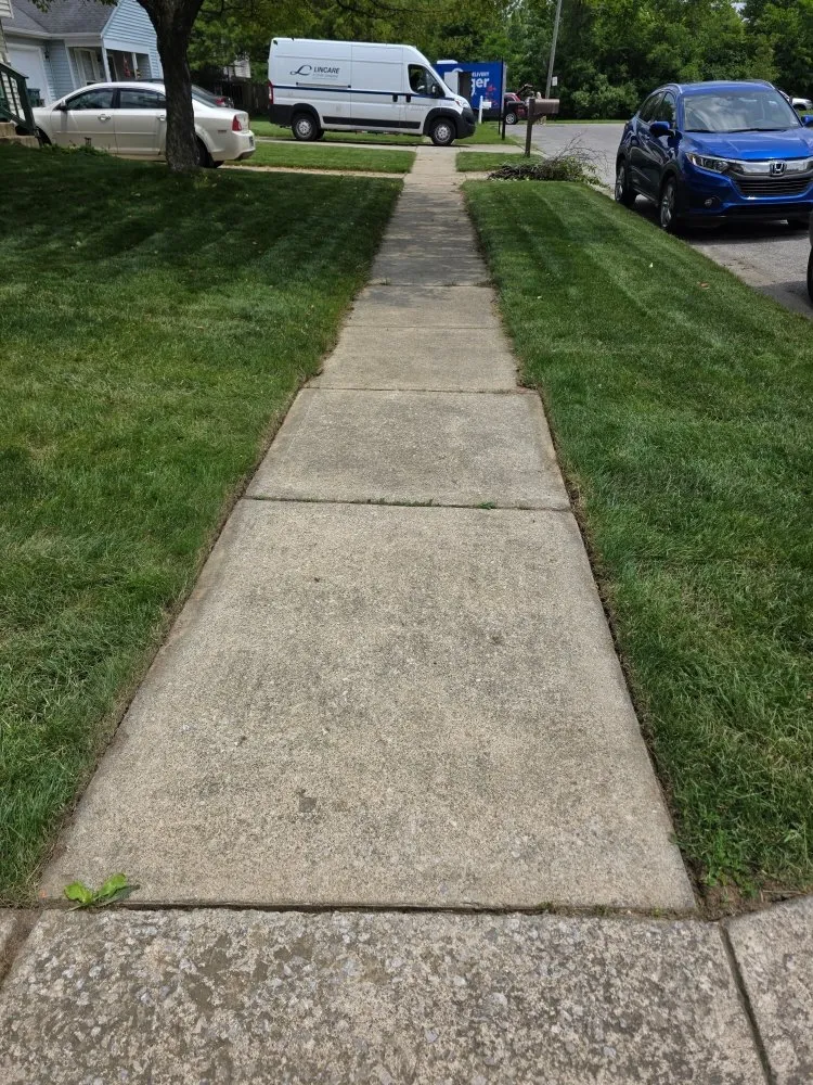 Affordable residential landscaping in Columbus, OH - D&M Lawn Care