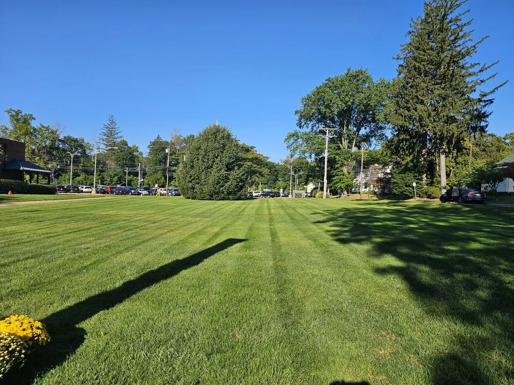 Custom garden landscaping near you across Edison, NJ - D&M Lawn Care