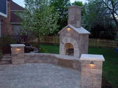 Professional garden landscaping in Burr Ridge, IL - DM Outdoor Living Spaces