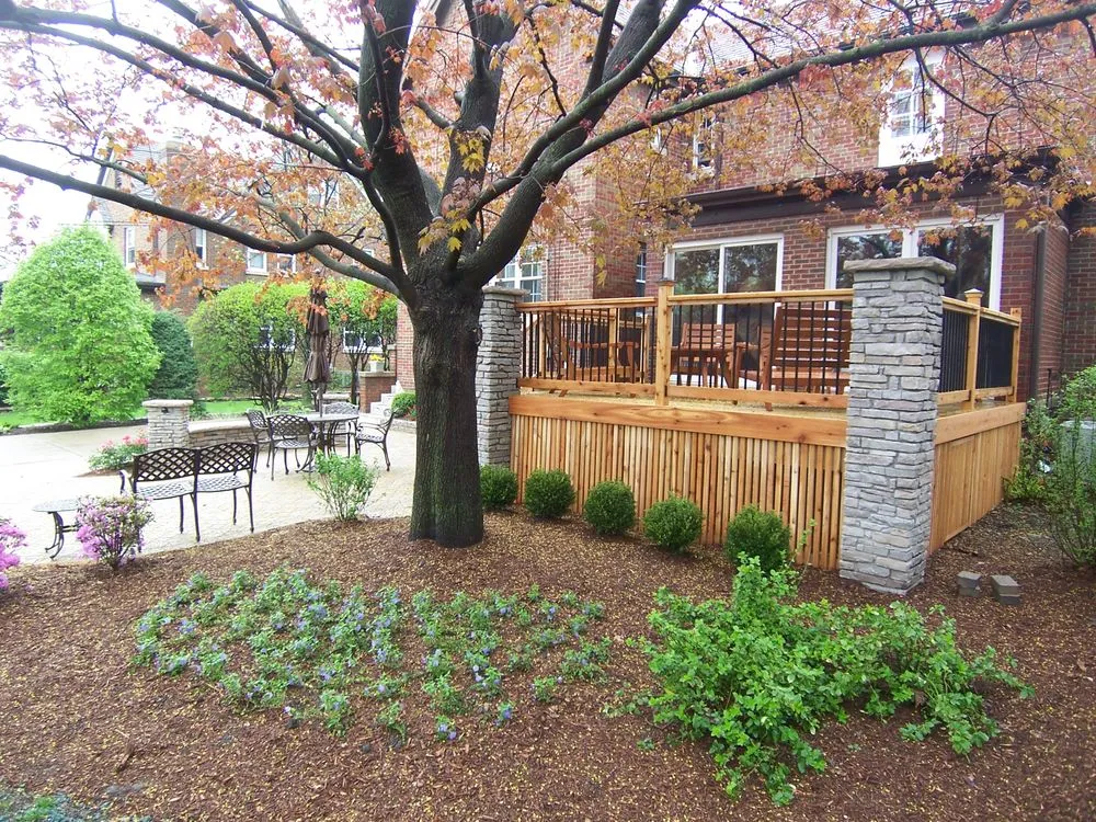 Top-rated garden landscaping in Burr Ridge, IL - DM Outdoor Living Spaces
