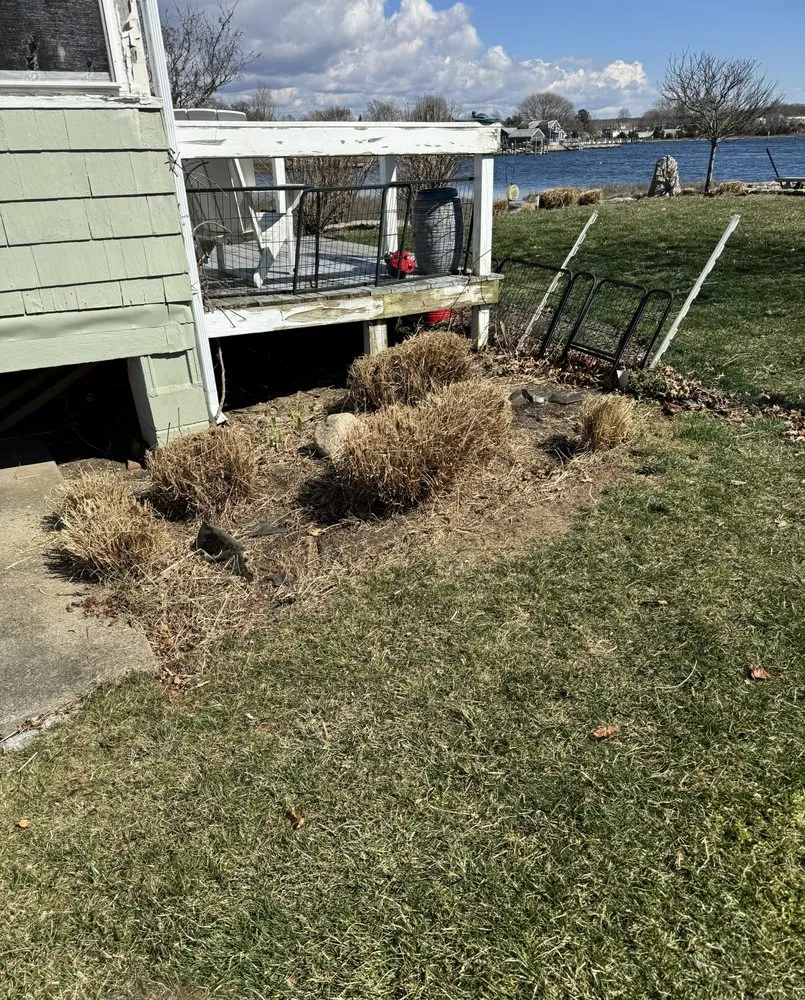 Expert garden landscaping experts serving Mystic, CT - D&M Outdoor Services