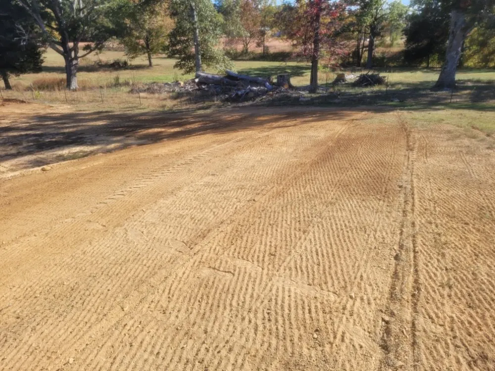 Expert outdoor landscaping experts serving Poplar Bluff, MO - D&M Outdoor Service's