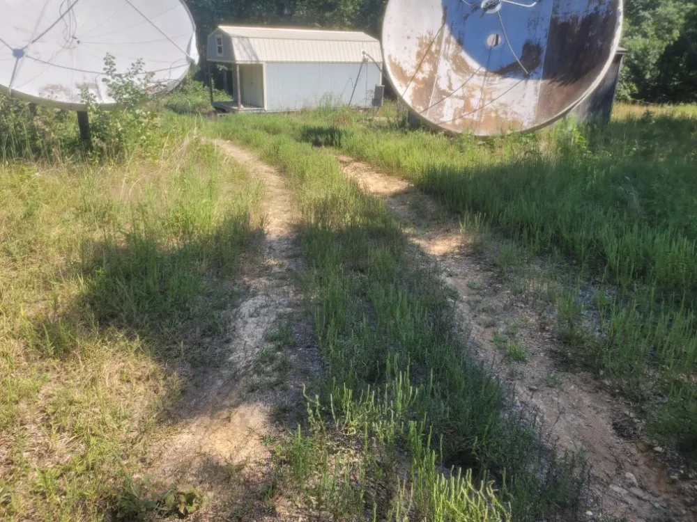 Custom landscaping services for year-round maintenance across Poplar Bluff, MO - D&M Outdoor Service's