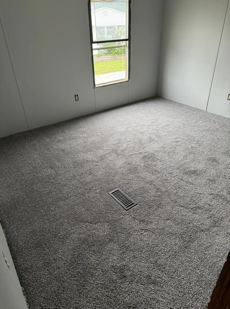 Trusted yard cleanup service for outdoor upgrades in De Soto, MO by D&M Services