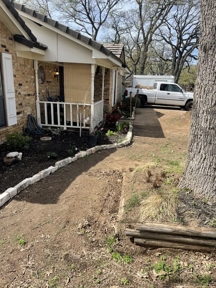 Affordable yard maintenance for homes in Hurst, TX by D&M Services
