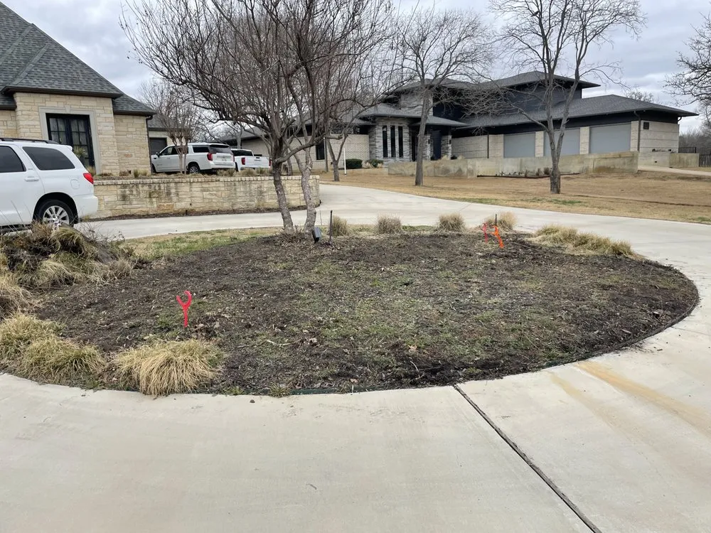 Trusted lawn mowing service experts serving Hurst, TX - D&M Services