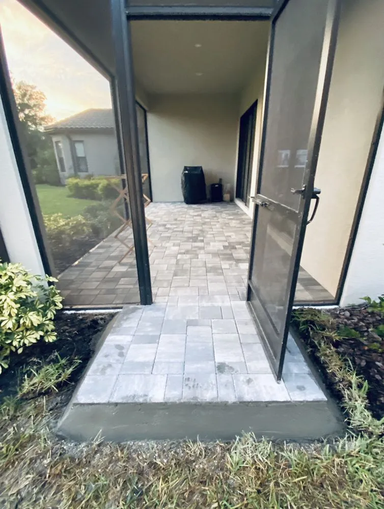 Local landscaping services experts serving Tampa, FL - DMAK Construction And Design