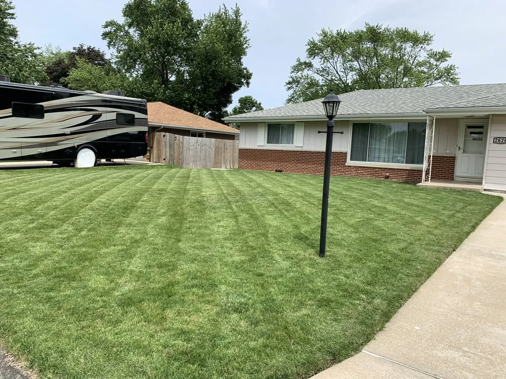 Local lawn care service in Peoria, IL - DMB Landscaping