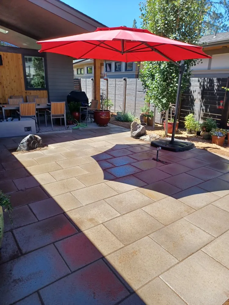 Professional lawn care service in Redmond, OR - DMC Contracting