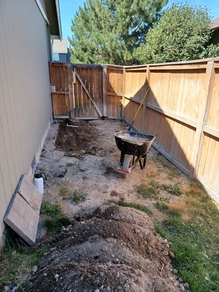 Expert yard cleanup service for homes in Redmond, OR by DMC Contracting