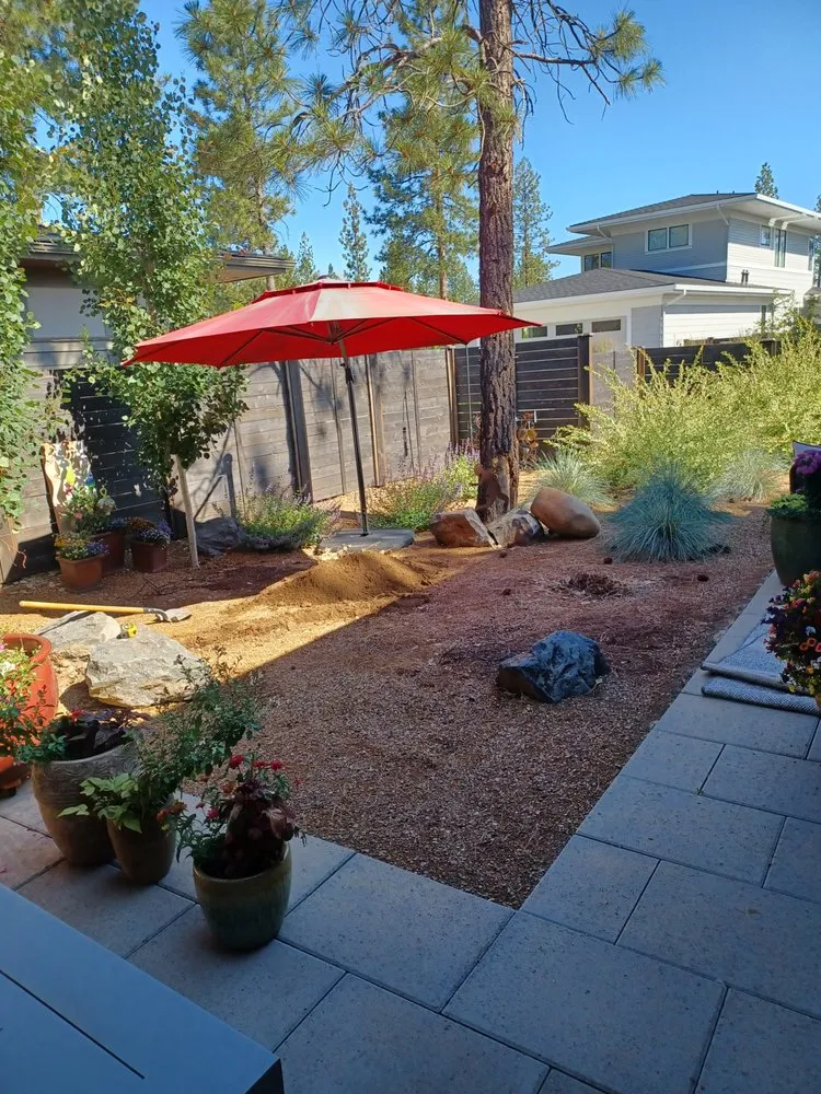 Professional lawn care service with custom design in Redmond, OR by DMC Contracting