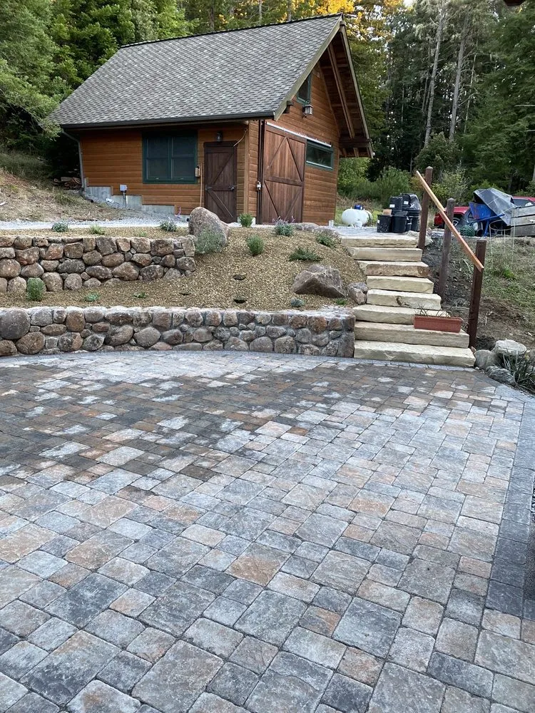 Custom lawn care service experts serving Sebastopol, CA - DMG Landscaping