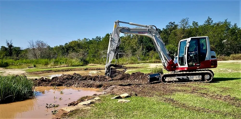 Professional garden landscaping for homes in Loganville, GA by DMH Land Management